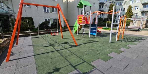 Plac_zabaw_1